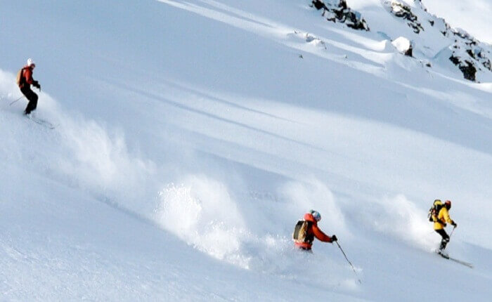 phuni-valley-skiing-india