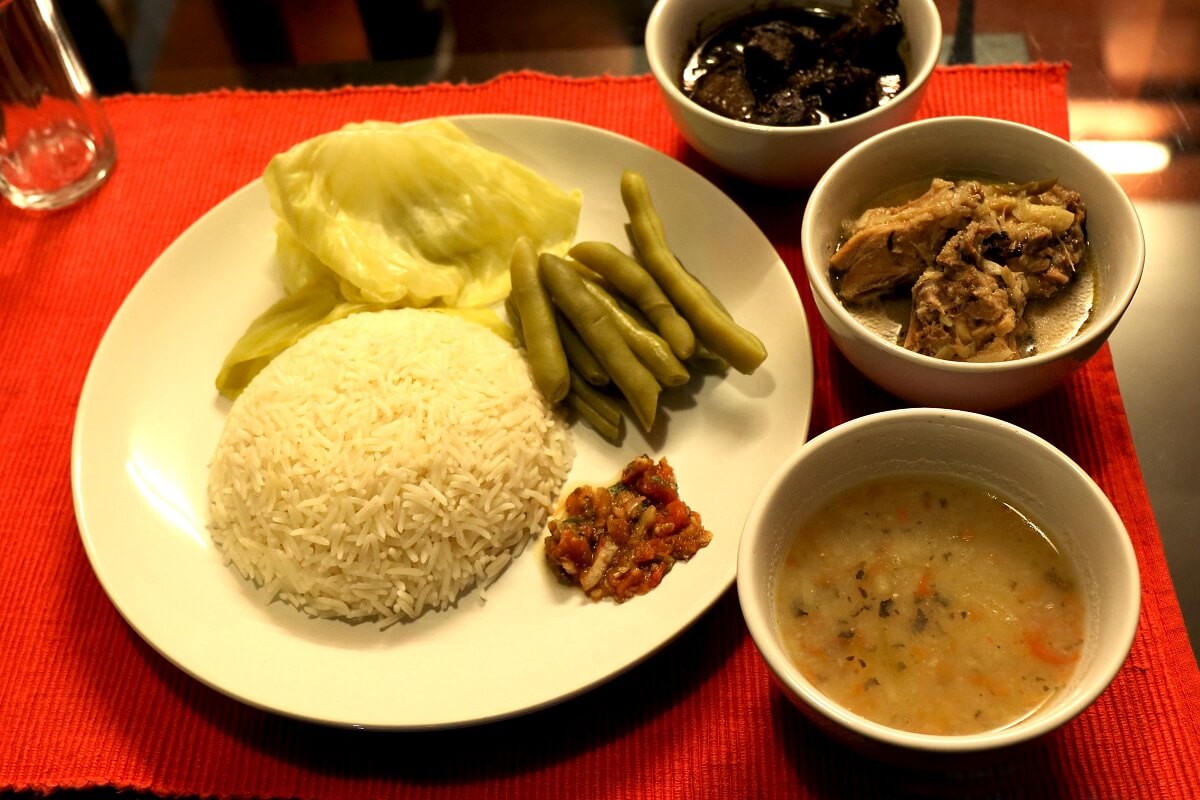 Naga Platter, Darjeeling
