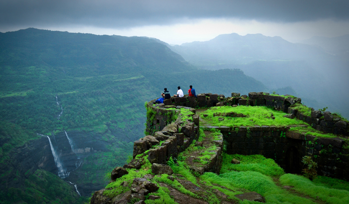 Rajmachi-Fort-in-Lonavala