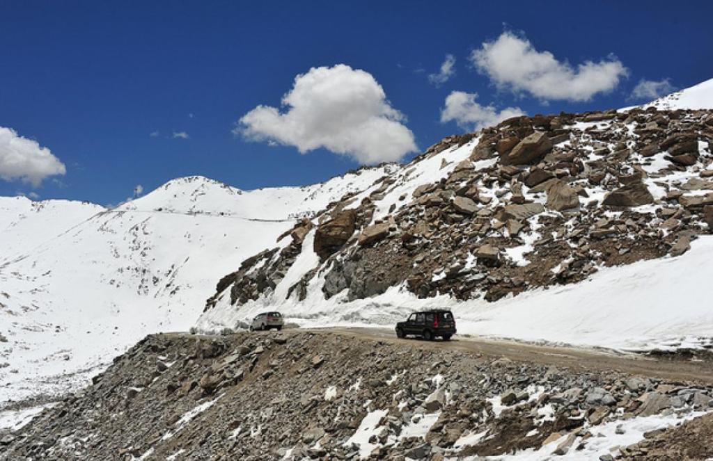 Khardung La Pass
