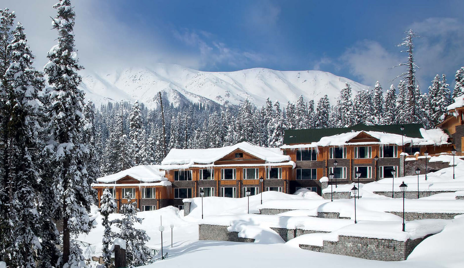 Khyber Himalayan Resort, Pir Panjall
