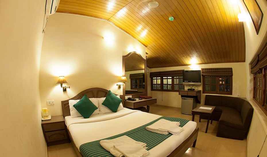 Garden Hotel Deluxe, Mumbai