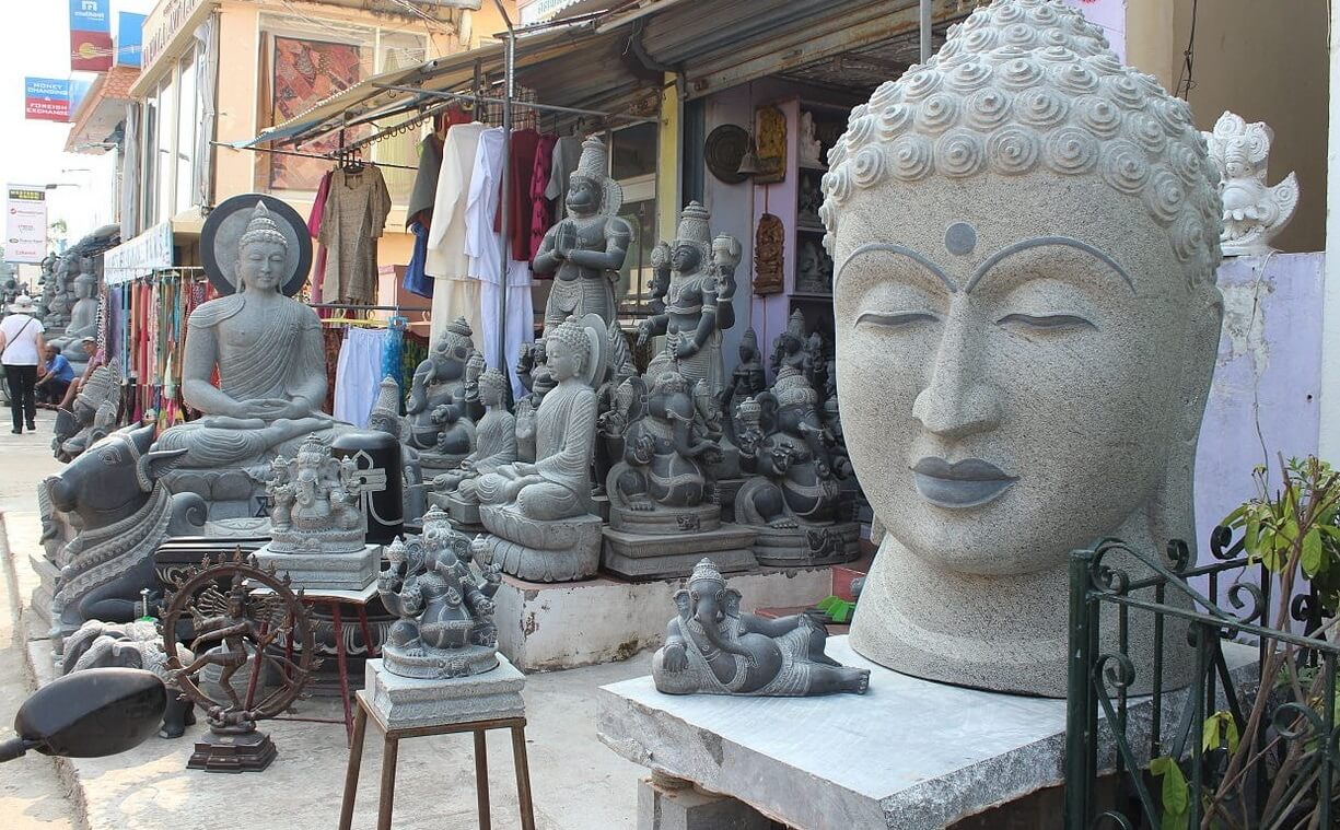 Mahabalipuram Artifacts Shopping