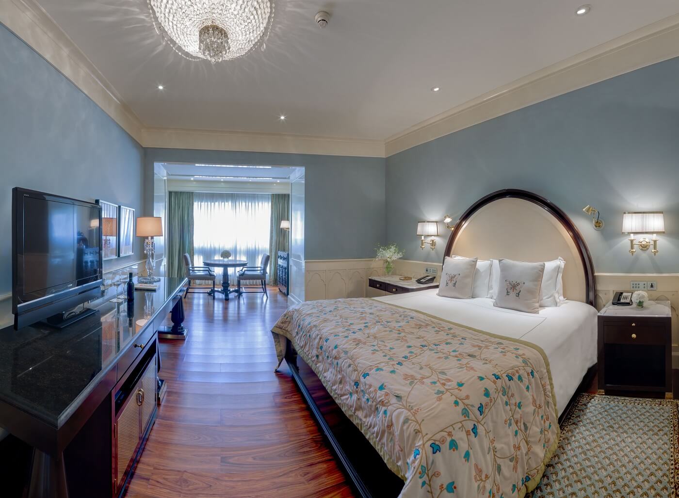 Suite at Taj Hotel Mumbai