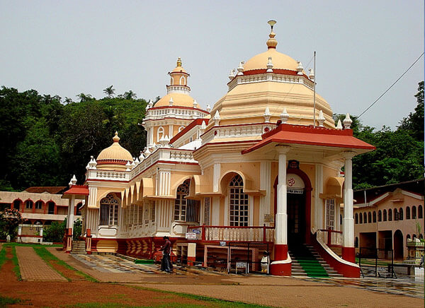 Shri Mangeshi Mandir