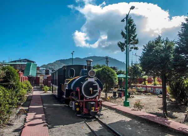 Darjeeling Train Tour