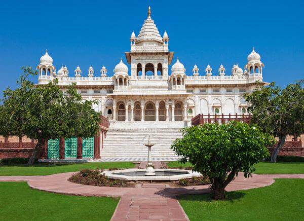 10 Days Rajasthan Tour with Only Luxury Hotels