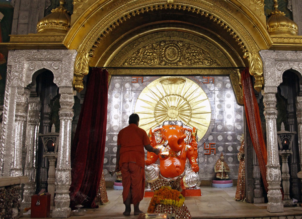 Moti Dungri Temple